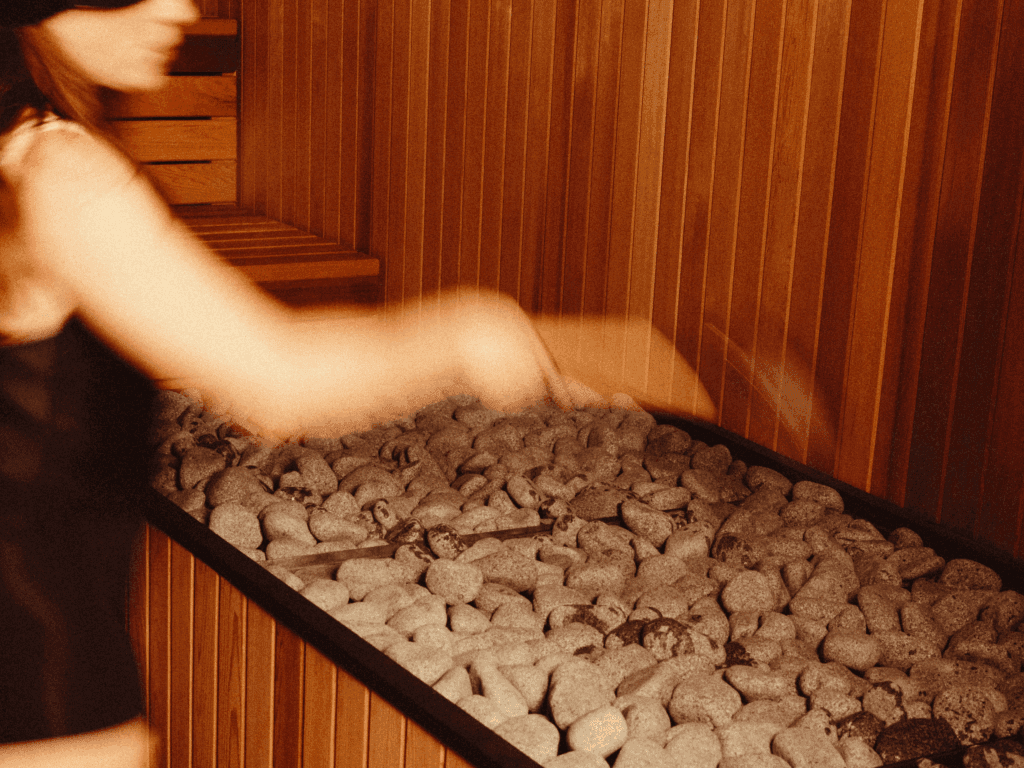 Alter — Leslieville