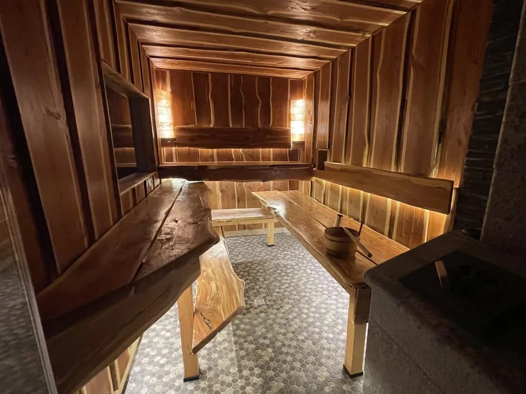 Cedar Banya