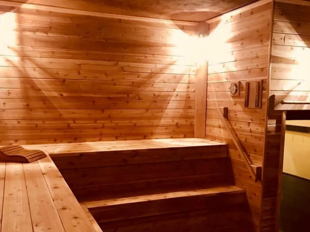 Chicago Sweatlodge
