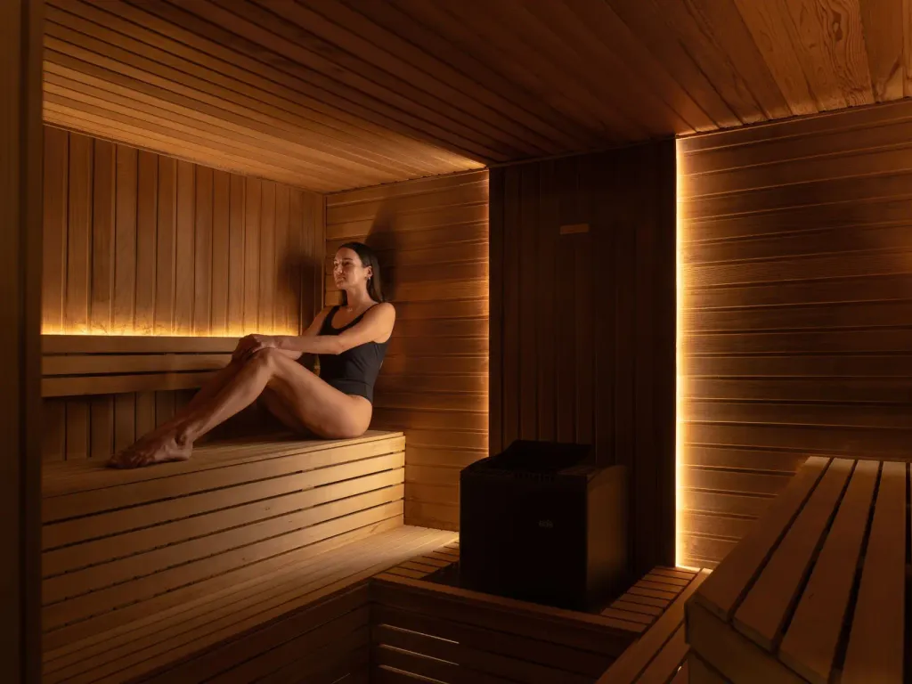 DIP Bathhouse