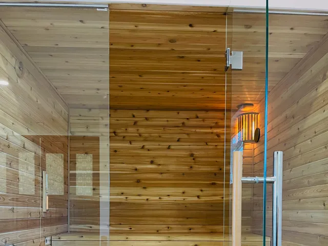 Jalu Bathhouse