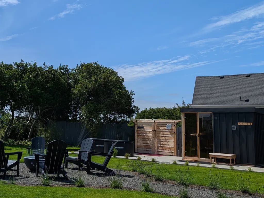 Seabreeze Sauna & Cold Plunge
