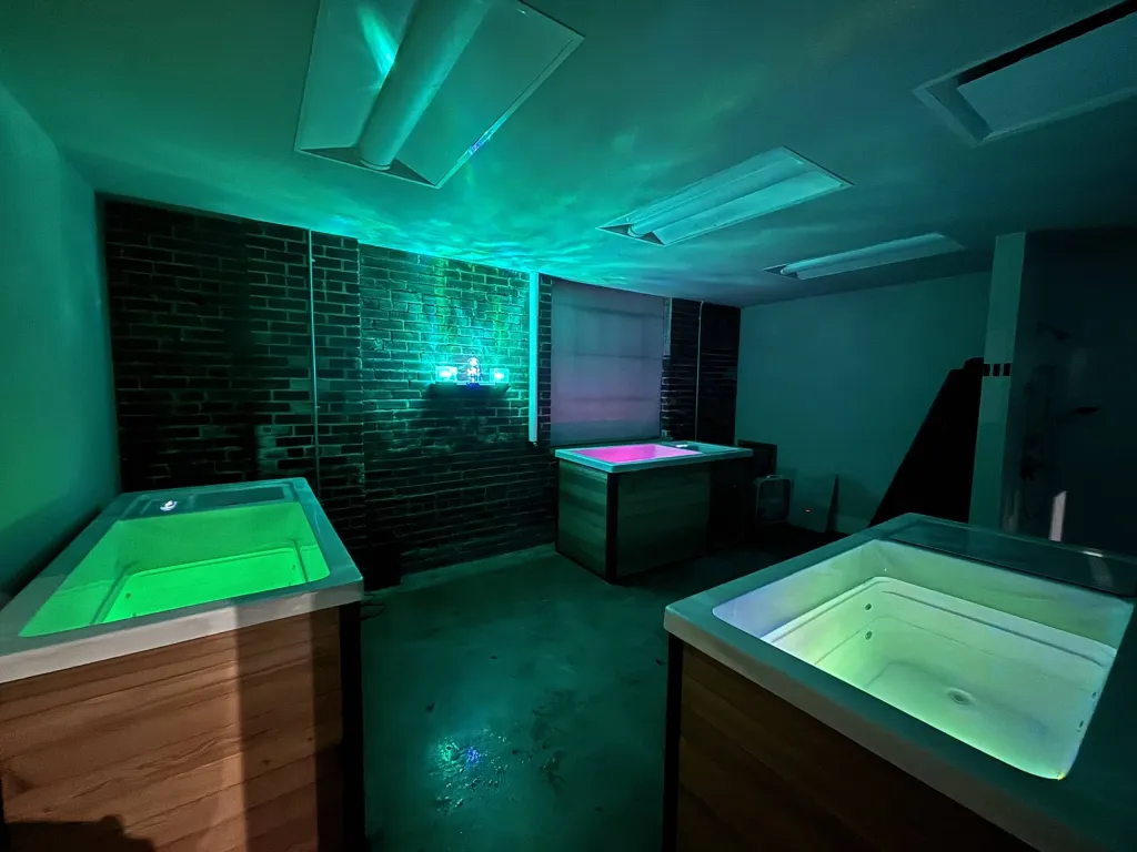 The Cove Sauna and Cold Plunge